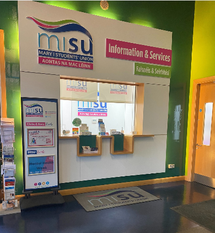 Picture of the Information & Services Desk at MISU